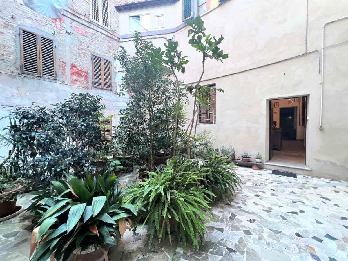 Casa Conti-Nearby Piazza Del Campo Apartment Сиена Екстериор снимка