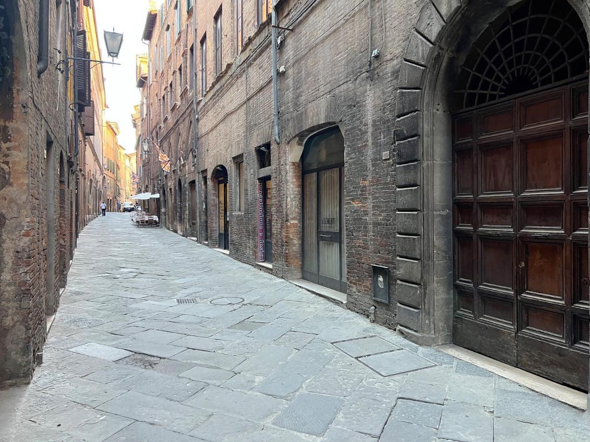 Casa Conti-Nearby Piazza Del Campo Apartment Сиена Екстериор снимка